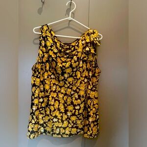 Banana Republic XL blouse in navy with yellow flowers.